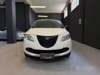 Usata Lancia Ypsilon 80 CV (58 kW) 2015 Bianco Utilitaria