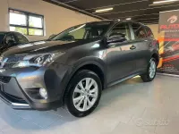 Usata Toyota RAV4 150 CV (110 kW) 2013 Grigio SUV