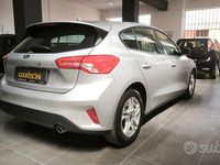 Occasion Ford Focus 120 ch (88 kW) 2020 Gris Berline