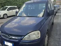 Usata Opel Combo 94 CV (69 kW) 2007 Blu/azzurro Monovolume