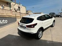 Usata Nissan Qashqai Acenta 110 CV (80 kW) 2018 Bianco SUV