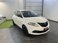 Usata Lancia Ypsilon Silver 69 CV (50 kW) 2023 Bianco Utilitaria