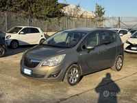 Usata Opel Meriva 101 CV (74 kW) 2013 Grigio Monovolume