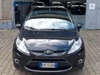 Usata Ford Fiesta Titanium 92 CV (67 kW) 2012 Nero Berlina