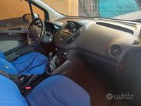 Usata Ford Tourneo Courier 2015 Grigio Monovolume