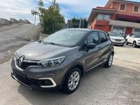 Usata Renault Captur 90 CV (66 kW) 2019 Grigio SUV