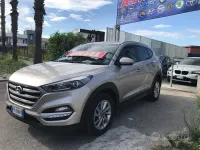 Usata Hyundai Tucson Classic 116 CV (85 kW) 2018 Oro SUV