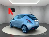 Usata Lancia Ypsilon Silver 69 CV (50 kW) 2013 Grigio Utilitaria