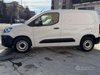 Usata Fiat Doblò 102 CV (75 kW) 2023 Bianco Monovolume