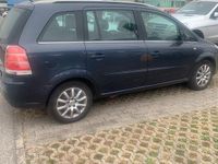 Usata Opel Zafira 2006 Blu Monovolume