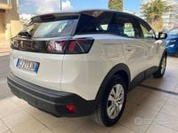 Usata Peugeot 3008 Active 131 CV (96 kW) 2022 Bianco SUV