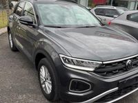 Usata VW T-Roc Life 110 CV (80 kW) 2022 Grigio scuro SUV
