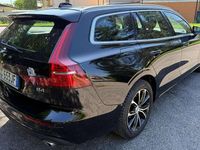 Usata Volvo V60 Business Edition 197 CV (144 kW) 2021 Nero Station wagon