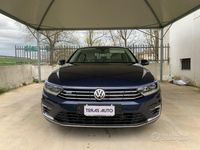 Usata VW Passat 156 CV (114 kW) 2017 Blu Berlina