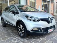 Usata Renault Captur 90 CV (66 kW) 2015 Grigio SUV