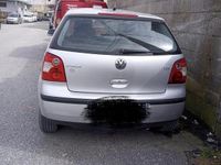 Usata VW Polo 64 CV (47 kW) 2004 Grigio Utilitaria