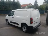 Usata Citroën Berlingo 102 CV (75 kW) 2021 Bianco Monovolume
