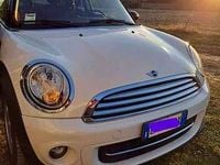 Usata Mini Cooper D 111 CV (81 kW) 2012 Bianco Utilitaria