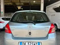 Usata Toyota Yaris 69 CV (50 kW) 2009 Grigio Utilitaria