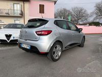 Usata Renault Clio IV 90 CV (66 kW) 2014 Grigio Berlina