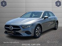Usata Mercedes A180 Advanced 116 CV (85 kW) 2023 Grigio Berlina