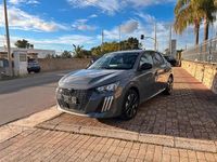Usata Peugeot 208 Allure 101 CV (74 kW) 2025 Grigio Utilitaria