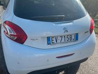 Occasion Peugeot 208 82 ch (60 kW) 2014 Blanc Citadine