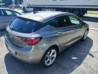 Usata Opel Astra Innovation 106 CV (77 kW) 2016 Grigio Berlina