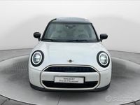 Usata Mini Cooper Favoured 156 CV (114 kW) 2024 Bianco Utilitaria