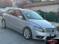 Usata Mercedes B180 Executive 109 CV (80 kW) 2012 Grigio Utilitaria