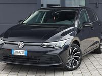 Usata VW Golf VII Life 115 CV (84 kW) 2021 Nero Utilitaria