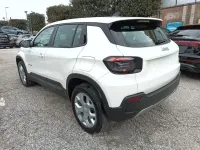 Usata Jeep Avenger Altitude 101 CV (74 kW) 2024 Bianco SUV