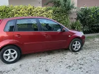 Usata Ford Fiesta Ambiente 68 CV (50 kW) 2007 Utilitaria