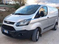 Usata Ford Transit Custom 52 CV (38 kW) 2015 Argento Furgone