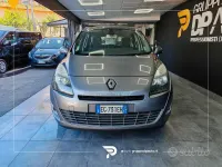 Usata Renault Scénic Luxe 131 CV (96 kW) 2011 Grigio Monovolume