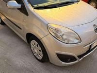 Usata Renault Twingo Privilege 58 CV (42 kW) 2007 Metalizzato Utilitaria