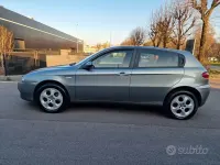 Usata Alfa Romeo 147 Exclusive 120 CV (88 kW) 2006 Grigio Utilitaria