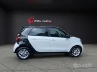 Usata Smart ForFour 71 CV (52 kW) 2018 Bianco Utilitaria