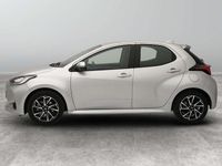 Usata Toyota Yaris Hybrid Trend 92 CV (67 kW) 2023 Argento Berlina