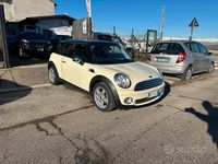 Usata Mini Cooper 120 CV (88 kW) 2009 Bianco Utilitaria