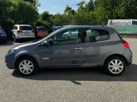 Usata Renault Clio II Dynamique 75 CV (55 kW) 2010 Grigio Berlina