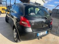 Usata Toyota Yaris Sol 90 CV (66 kW) 2007 Nero Berlina
