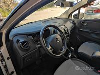 Usata Renault Captur 90 CV (66 kW) 2016 Beige SUV