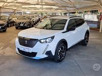 Usata Peugeot 2008 GT 131 CV (96 kW) 2022 Bianco SUV