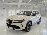 Usata Alfa Romeo Junior 61 kW (84 CV) 2025 Bianco SUV