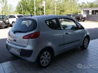 Usata Mitsubishi Colt Invite 95 CV (69 kW) 2006 Grigio Berlina