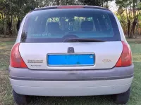 Usata Renault Clio 58 CV (42 kW) 2000 Grigio Berlina