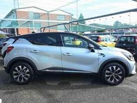 Usata Renault Captur Techno 91 CV (66 kW) 2024 Grigio SUV