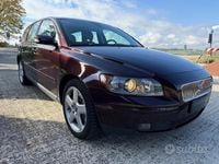Usata Volvo V50 220 CV (161 kW) 2004 Viola Station wagon