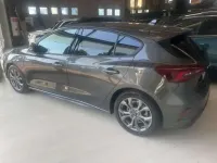 Usata Ford Focus ST-Line 125 CV (91 kW) 2023 Grigio Berlina